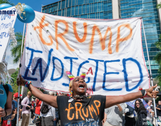 A Man Ignites Himself outside New York Courthouse Where Trump Trial Is Underway