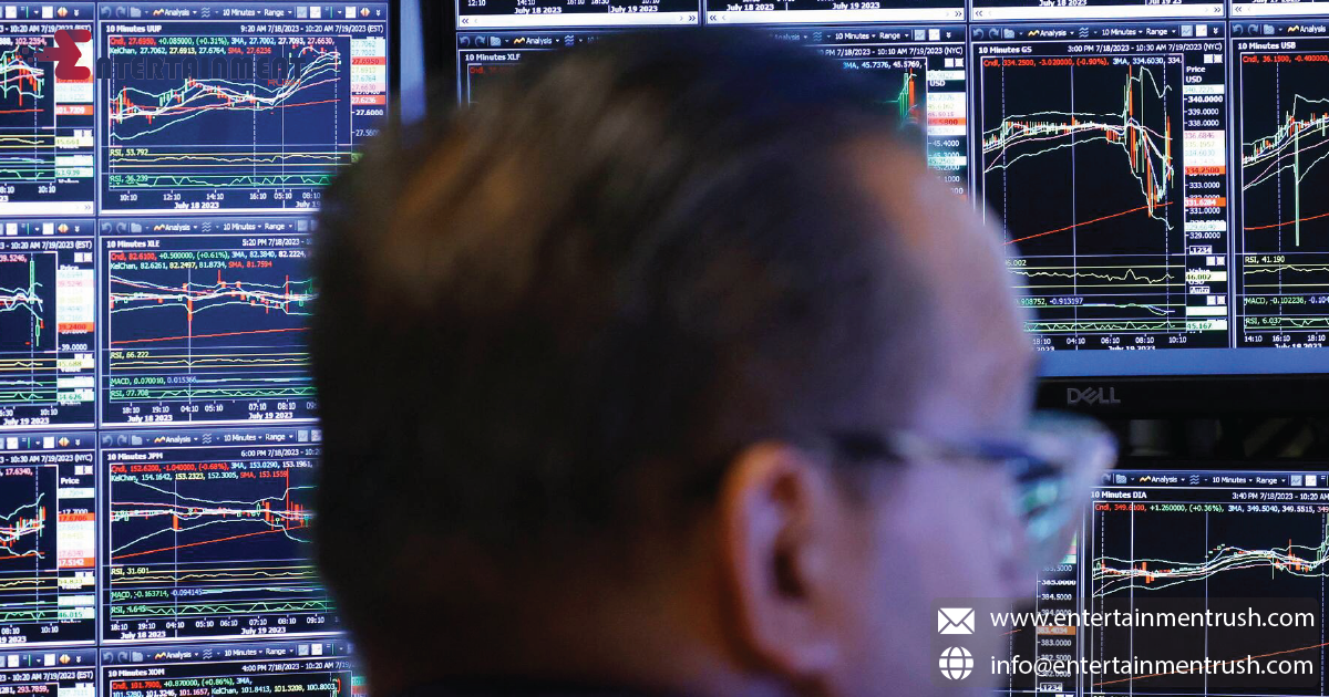 Treasury yields dip as investors look to key data this week